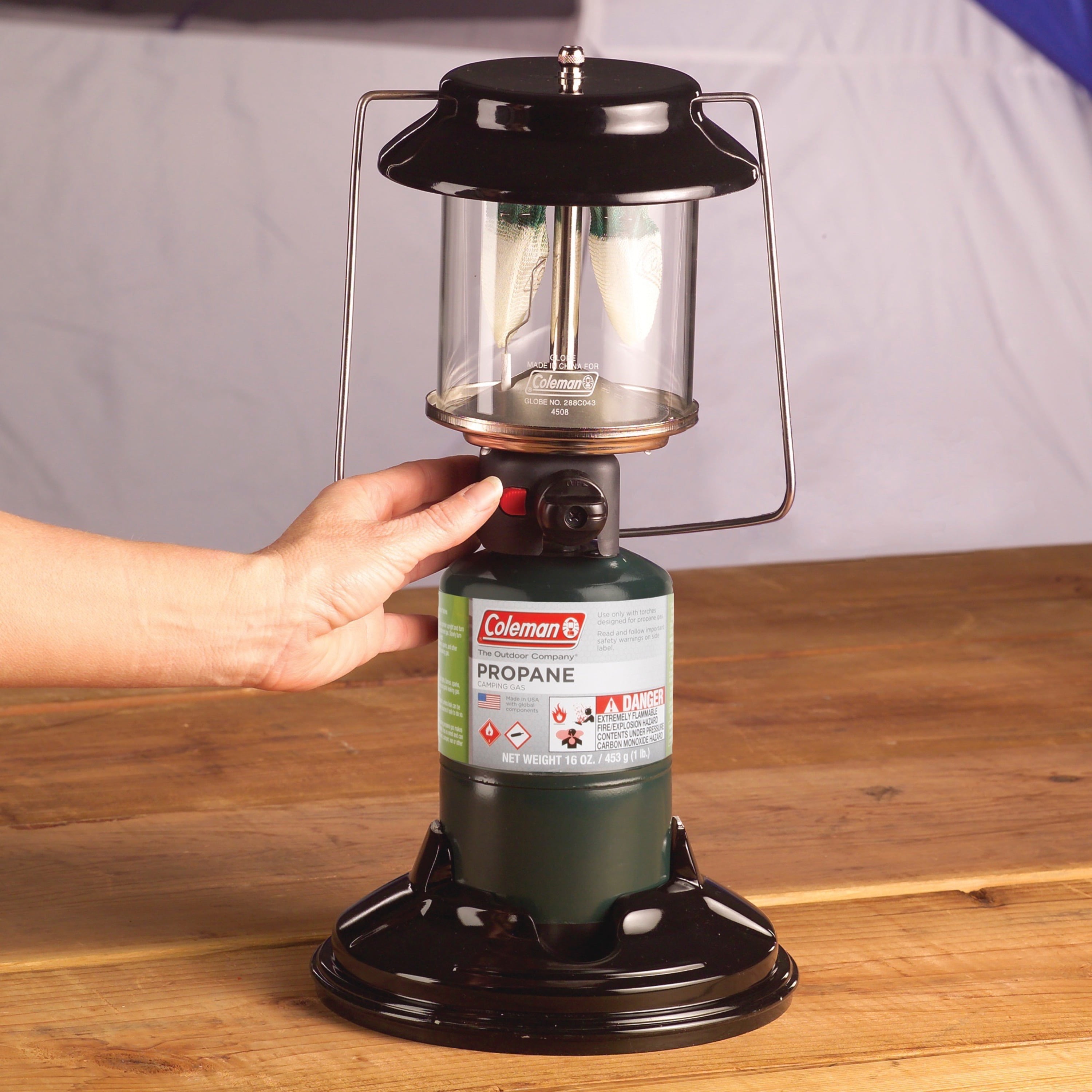 Coleman QuickPack 810 Lumens 2-Mantle Propane Lantern with Carry