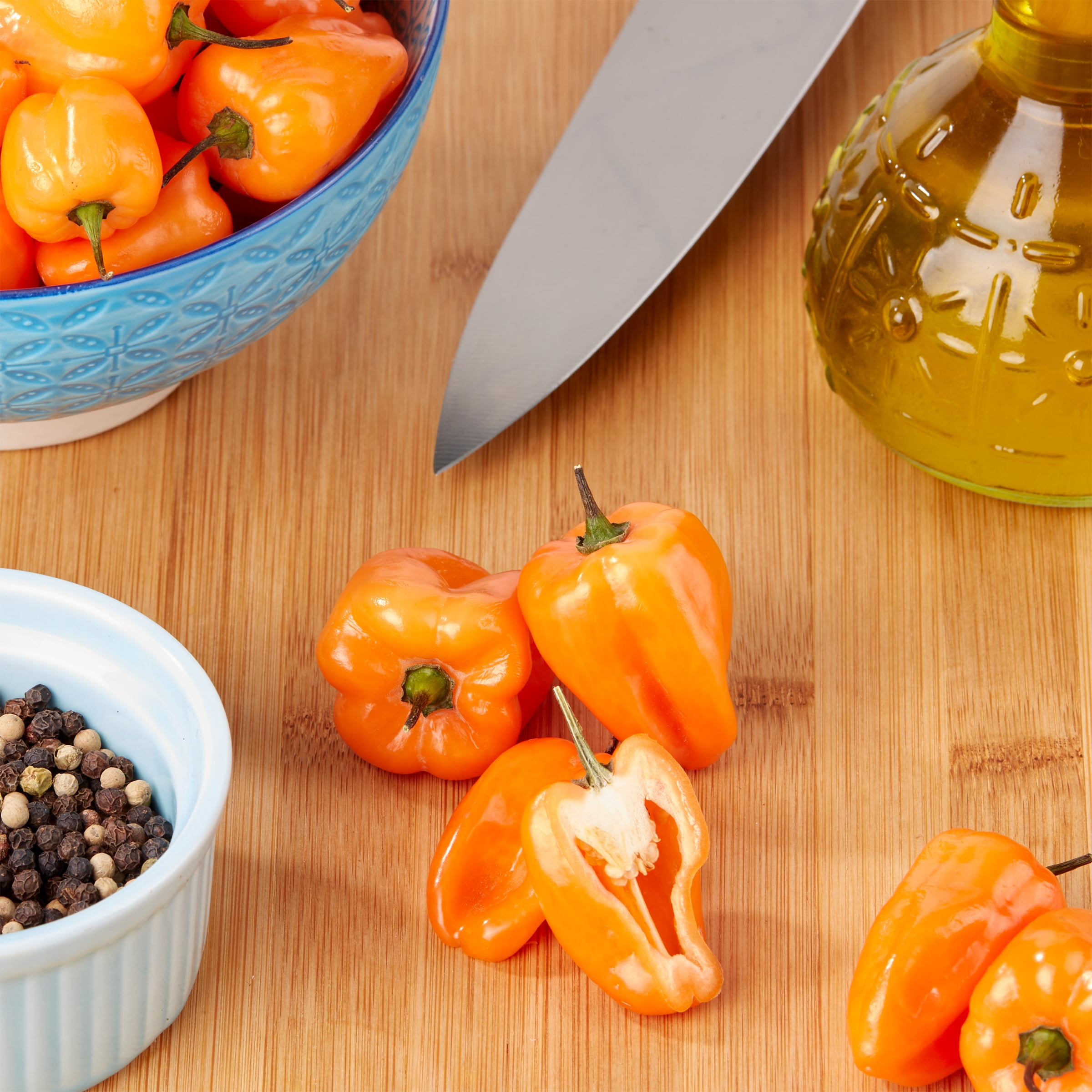 Fresh Orange Habanero Peppers, 4 oz