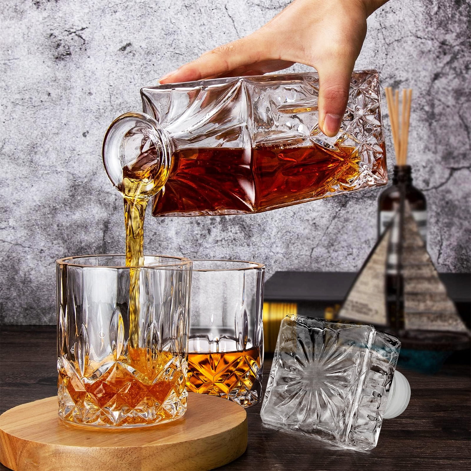 Lockways Whiskey Decanter Set, 34oz Crystal Decanter, 6 Cut