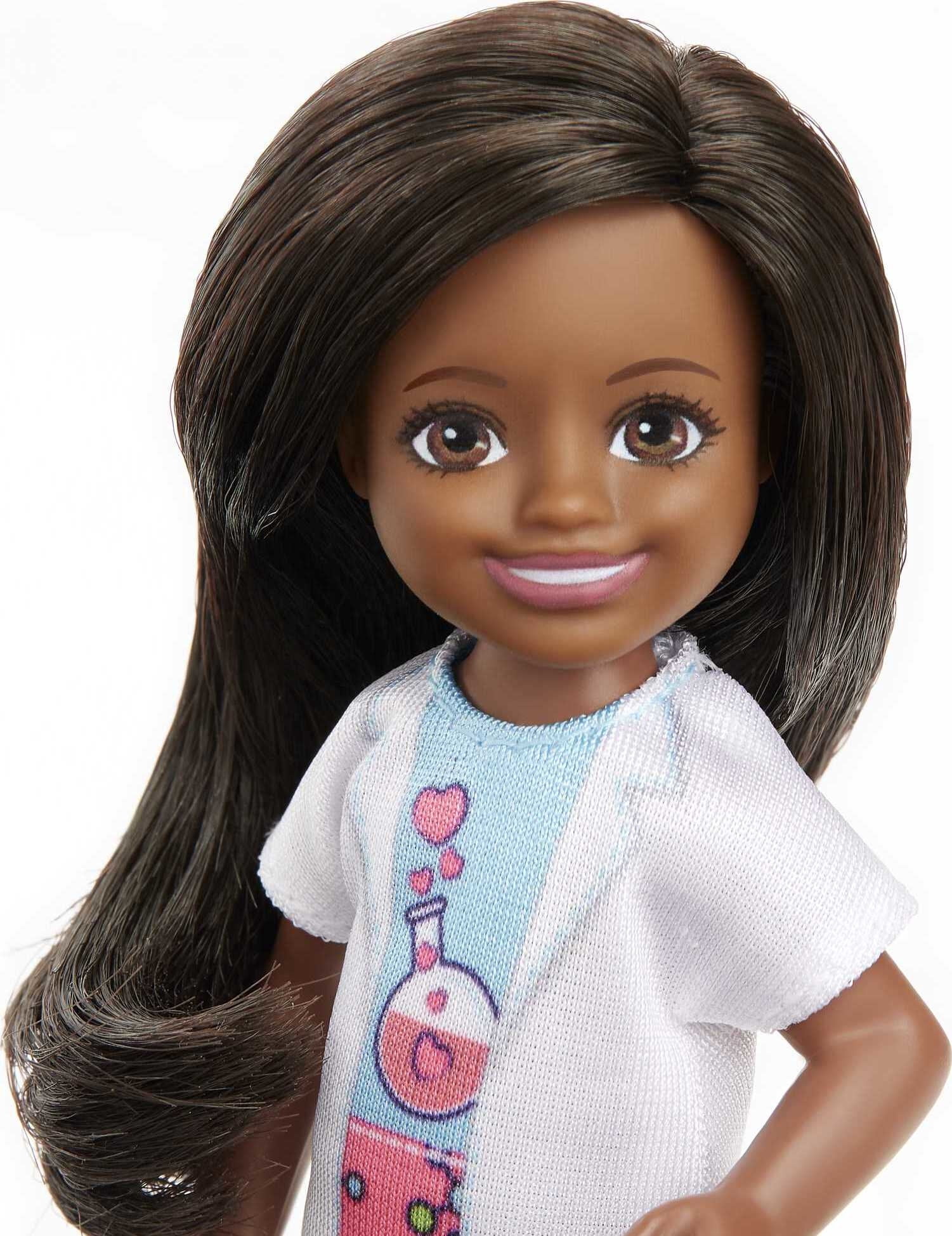 Barbie Chesea Can Be Scientist Doll with Lab Table & Accessories, Brunette Small Doll Playset