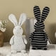 thumbnail image 5 of GOOHOCHY Figura de conejo de Pascua, muñeco de conejo, adorno de conejo de dibujos animados, decoración de escritorio, 5 of 7