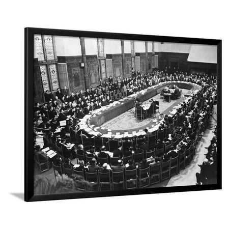 Delegates Sign a Constitution Draft of the United States ...