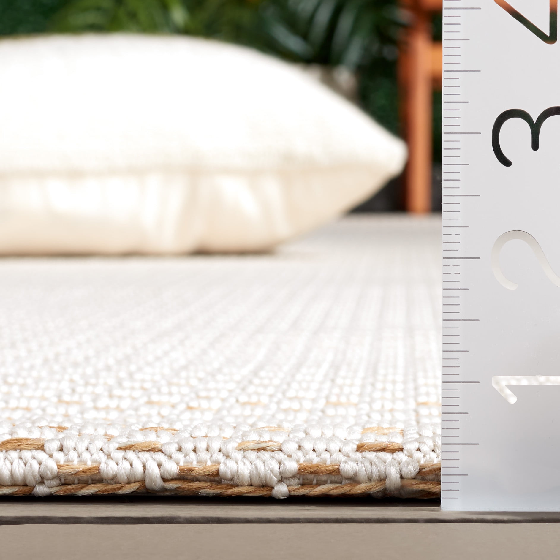 SAFAVIEH Sisal All-Weather Ophelia Solid Indoor/Outdoor Runner Rug, Ivory/Natural, 2'2" x 8'