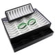 thumbnail image 4 of Caja de cuero sintético con bandeja de cartón de PVC para 40 pulseras y brazaletes. Blanco, 4 of 9