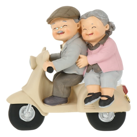Loving Elderly Couple Figurine Romantic Valentines Day Resin Figures Miniature Grandma Grandpa Statues For Wedding Anniversary Valentines Day Decor