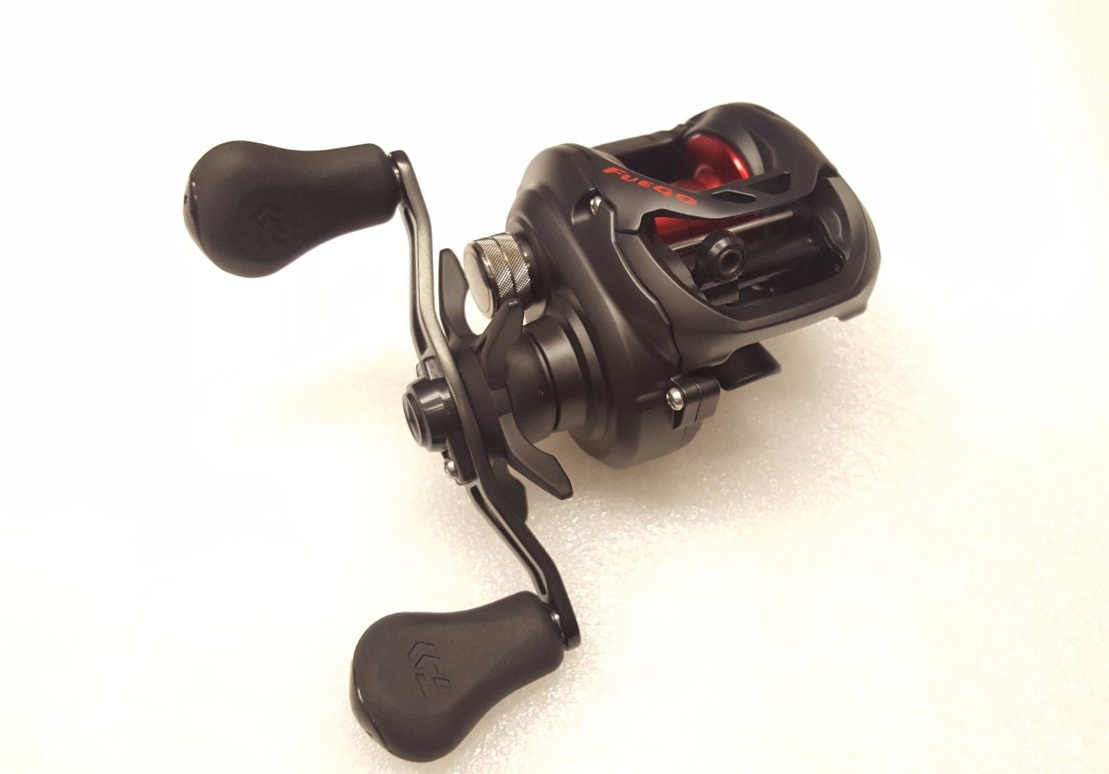 Daiwa Fuego CT 100XS Right Hand Baitcasting Reel, Aluminum