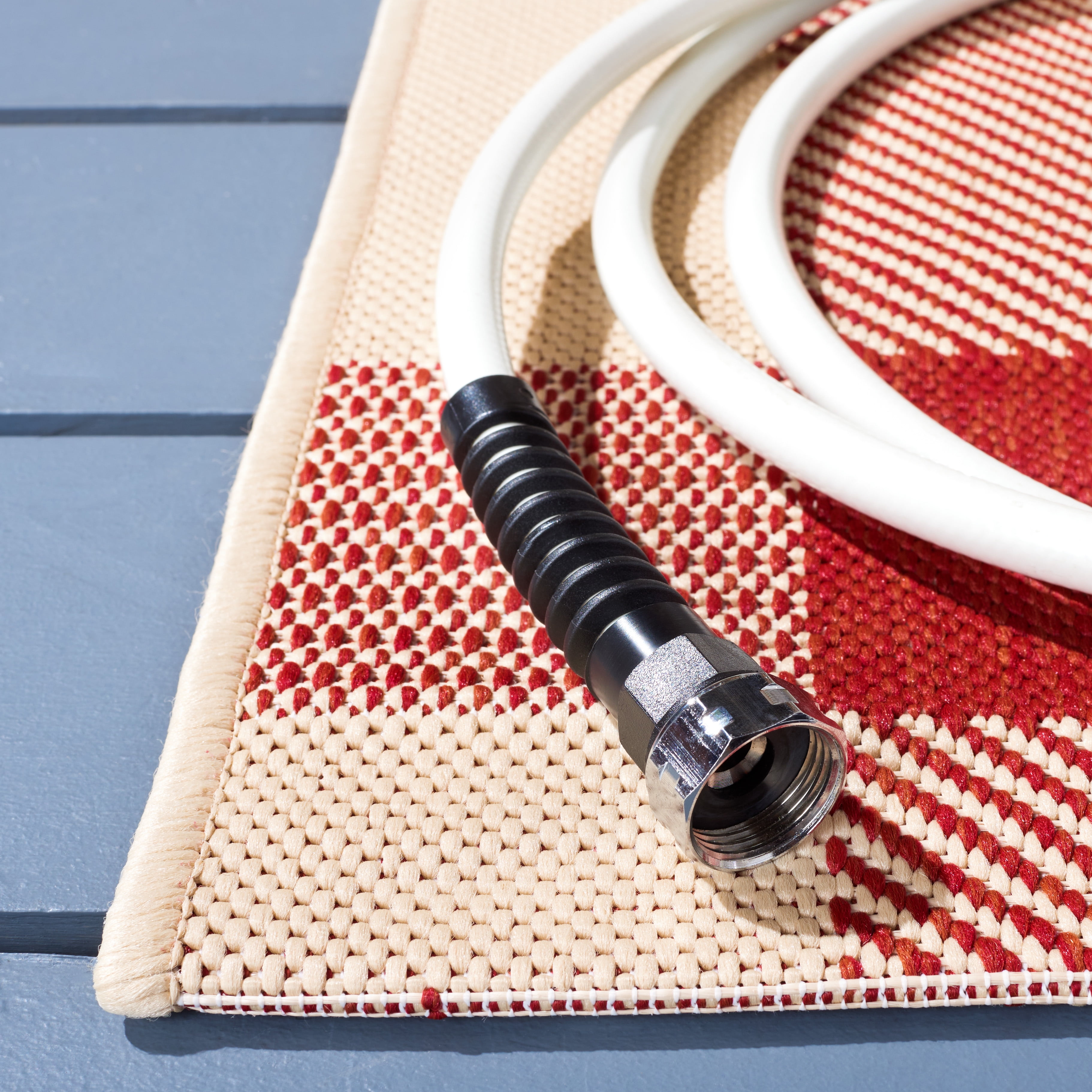 Safavieh Courtyard Benjamin Plaid Indoor/Outdoor Area Rug, Red/Bone, 2'7" x 2'7" Square
