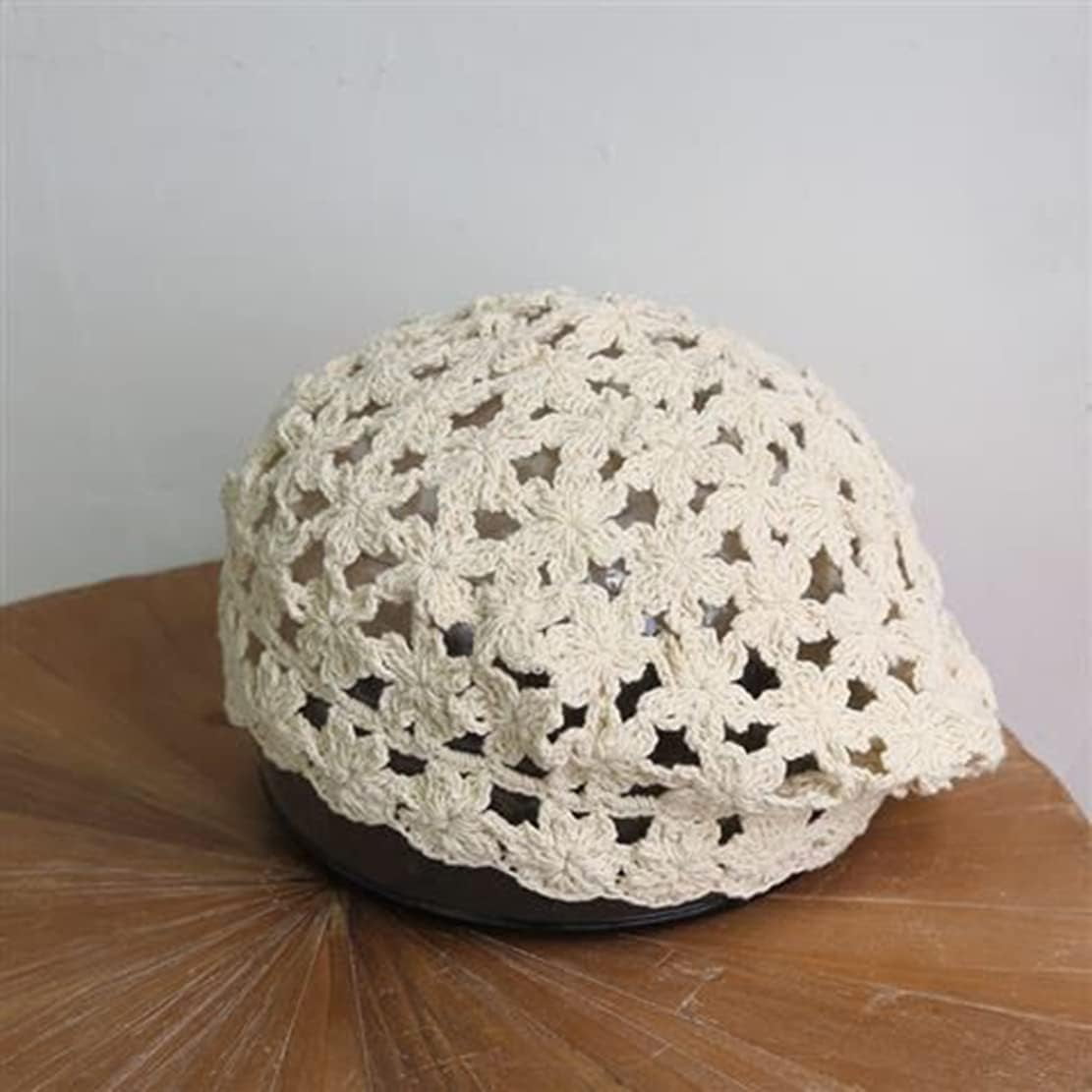 LinYooLi Hand Hook Hollowed-Out Petal-Shaped Beret, Hair Cap