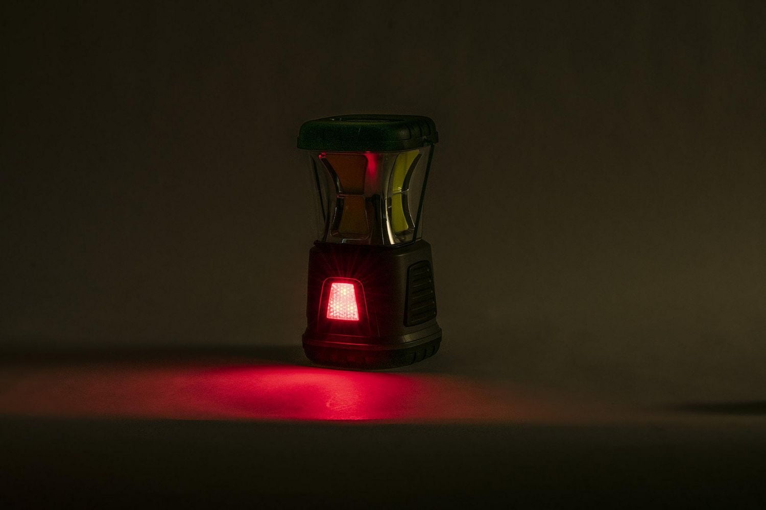 Dorcy Multi-Level Light Output Area Lantern, Model  41-3119, 2000 Lumens