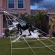 thumbnail image 4 of Tela de araña decorativa con araña peluda negra, telarañas superelásticas y pequeñas arañas falsas para decoración de patio al aire libre, color blanco Xemadio ZJWJ889, 4 of 7