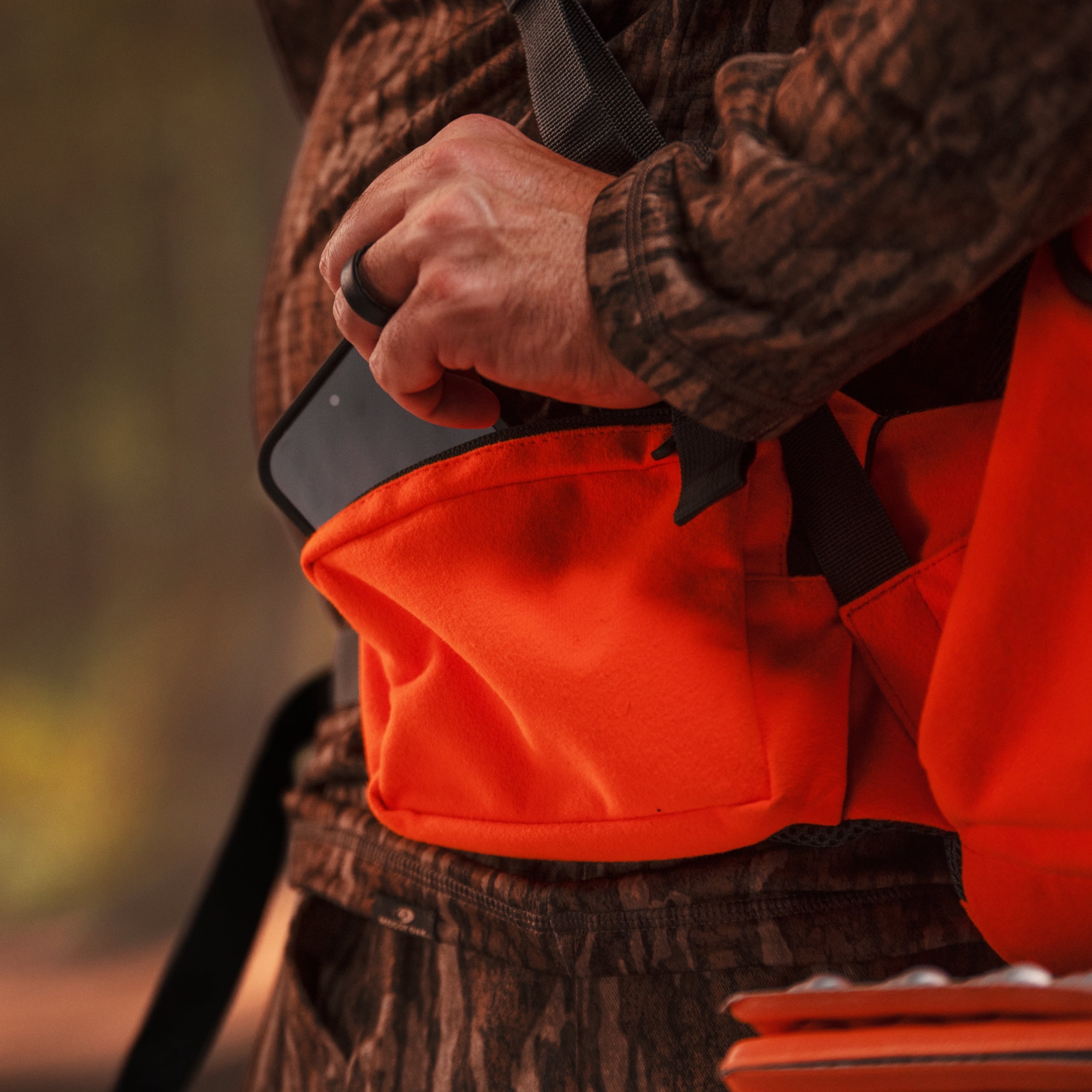 Mossy Oak 29L Hunting Backpack, Unisex, Blaze Orange