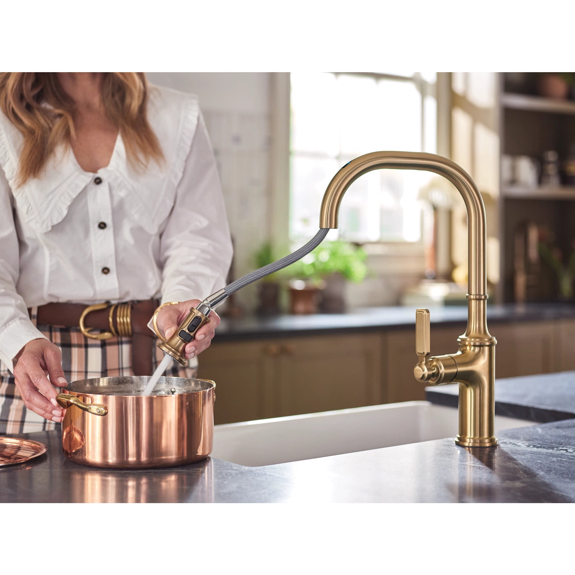 Moen 7770Ev Smyth Smart Kitchen Faucet - Black