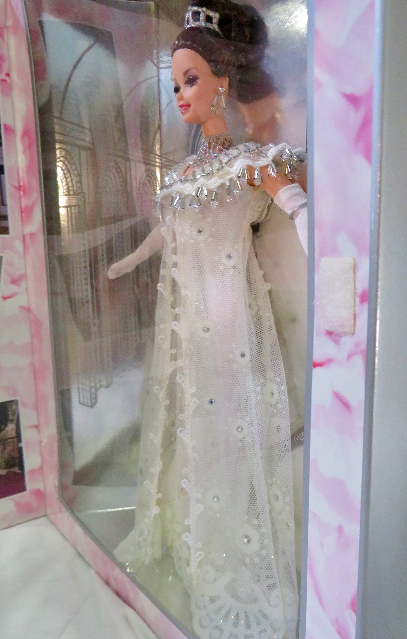 Hollywood Legends Collection Barbie As Eliza Doolittle in My Fair Lady(Embassy  Ball Gown) Barbie - | Bodega Aurrera en lnea