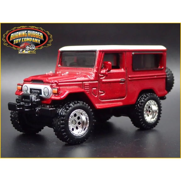Open Box 1960-1984 TOYOTA LAND CRUISER FJ43 RED RARE 1/64 SCALE DIORAMA DIECAST MODEL CAR
