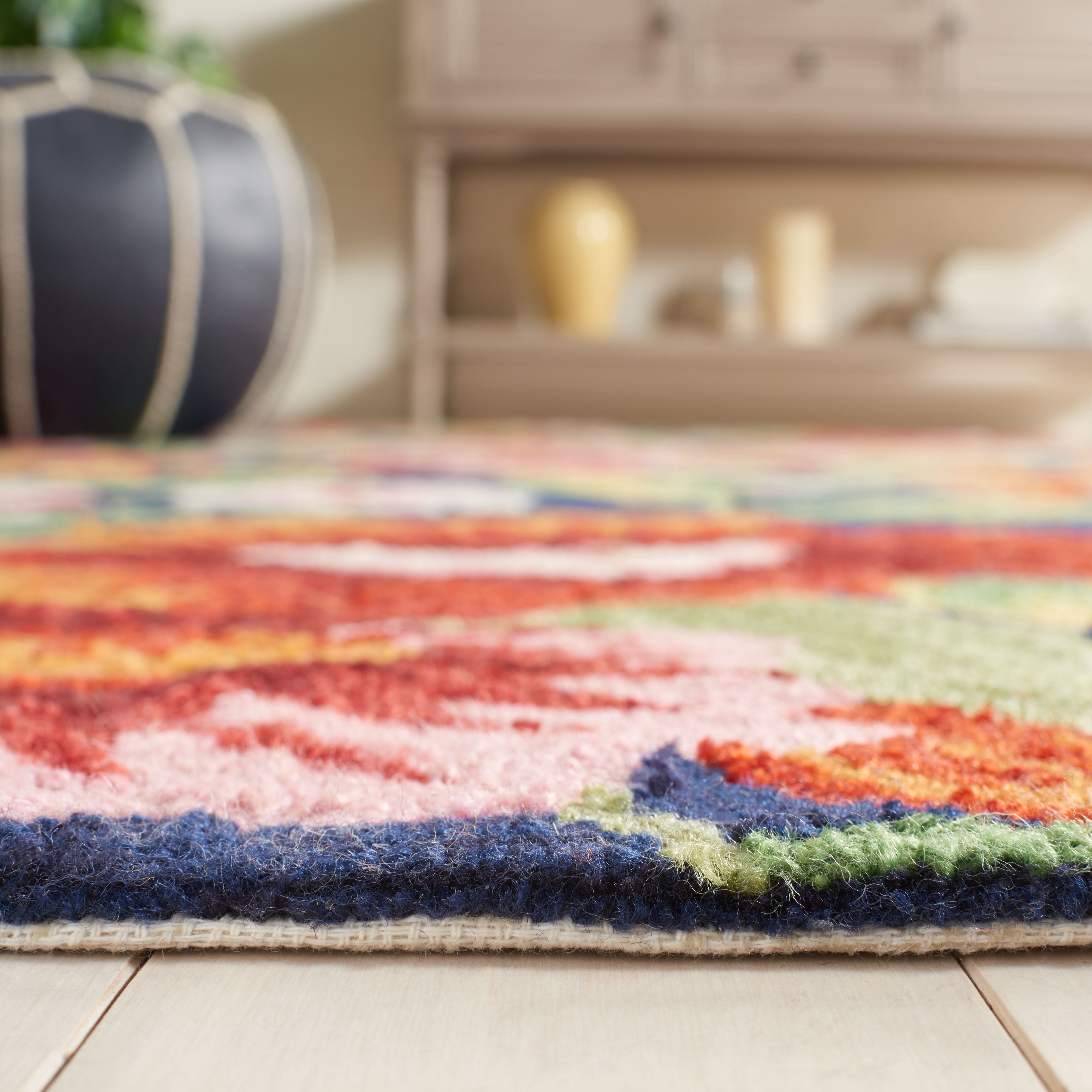 Safavieh Easy Care Daragh Floral Area Rug, Navy/Red, 8' x 10'