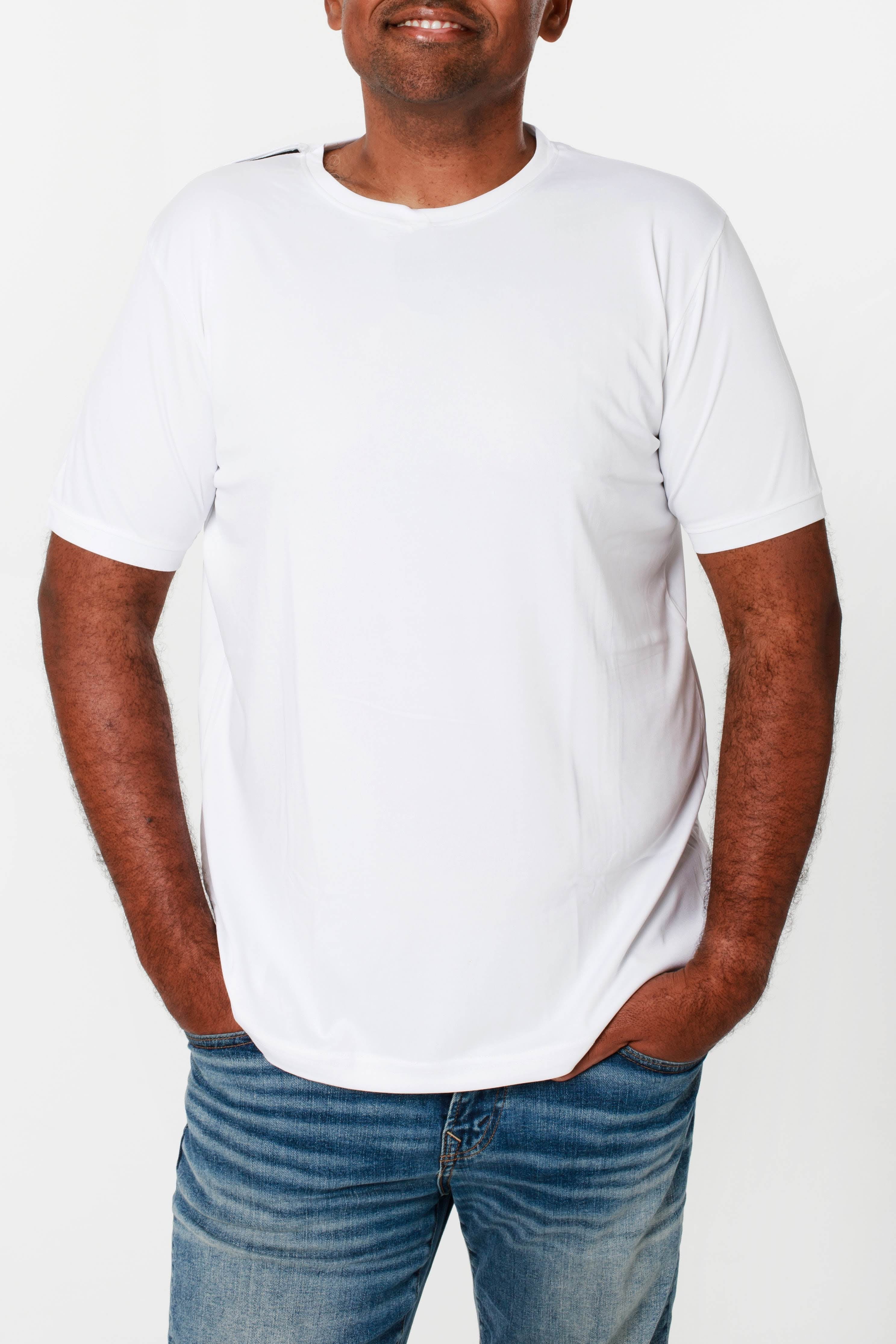 Men's Adaptive Open Back Round Neck White T-Shirt - Walmart.ca