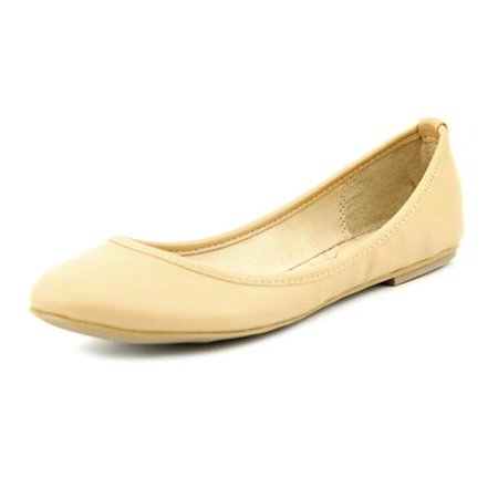 UPC 887696205182 product image for Mia Ballerina Womens US 8 Ivory Faux Leather Flats | upcitemdb.com