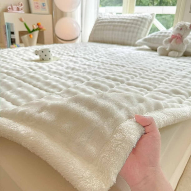 Protector de colchón, funda de franela, 1 paño de colchón con reverso antideslizante para mayor calidez y comodidad, ideal para proteger colchones y futones Aestivo | Blanco | AESTIVO