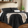 thumbnail image 3 of Colcha Ligera Dreamlabcon 2 Fundas de Almohada, Capitonado, Ultra Suave. Hipoalergénico. Edrecolcha para Cama. Edredón para Verano y Todas las Estaciones. (Matrimonial 210 x 240 cm, Trébol, Negro), 3 of 8