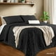 thumbnail image 3 of Colcha Ligera Dreamlabcon 2 Fundas de Almohada, Capitonado, Ultra Suave. Hipoalergénico. Edrecolcha para Cama. Edredón para Verano y Todas las Estaciones. (Matrimonial 210 x 240 cm, Trébol, Negro), 3 of 8