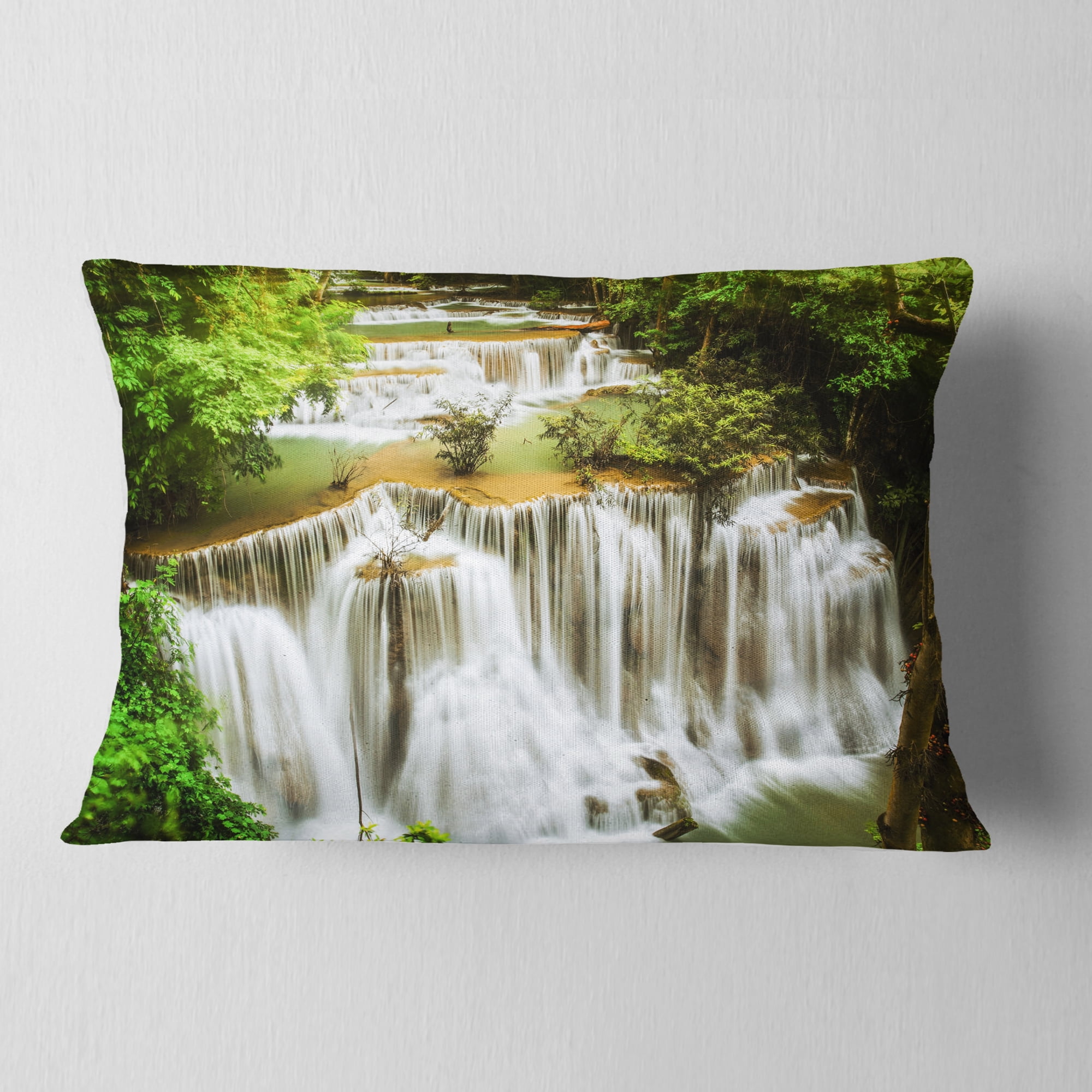 Designart Green Huymea Kamin Waterfall - Photography Throw Pillow - 12x20