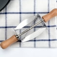 thumbnail image 4 of Croissants de acero inoxidable Rolling Slicer con mango Pastery Roller Sbating Chopper Making Herramientas Cocina Hogar Restaurantes Inevent HA059424-00B, 4 of 7