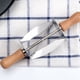 thumbnail image 4 of Croissants de acero inoxidable Rolling Slicer con mango Pastery Roller Sbating Chopper Making Herramientas Cocina Hogar Restaurantes Inevent HA059424-00B, 4 of 7