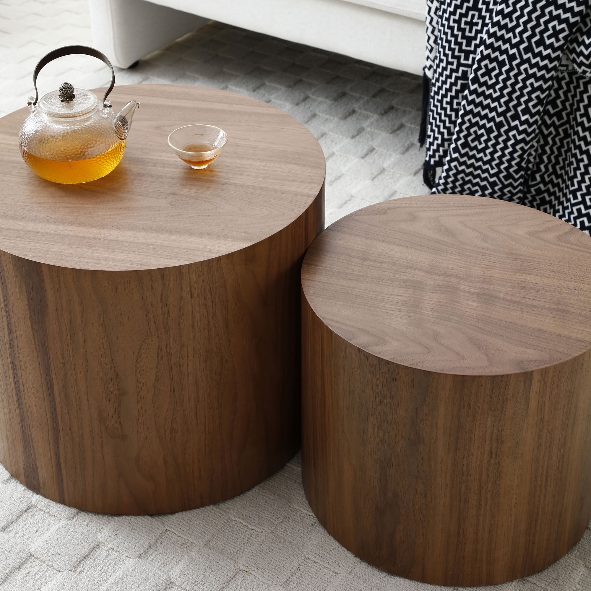 MAYEERTY Nesting Round Coffee Table Set of 2, No Assembly Accent Table for Living Room Bedroom Home Office Small Space