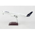 thumbnail image 4 of Gemini G2DLH1057 1-200 Scale Reg No.D-AIXP Lufthansa Airplane for A350-900, 4 of 4