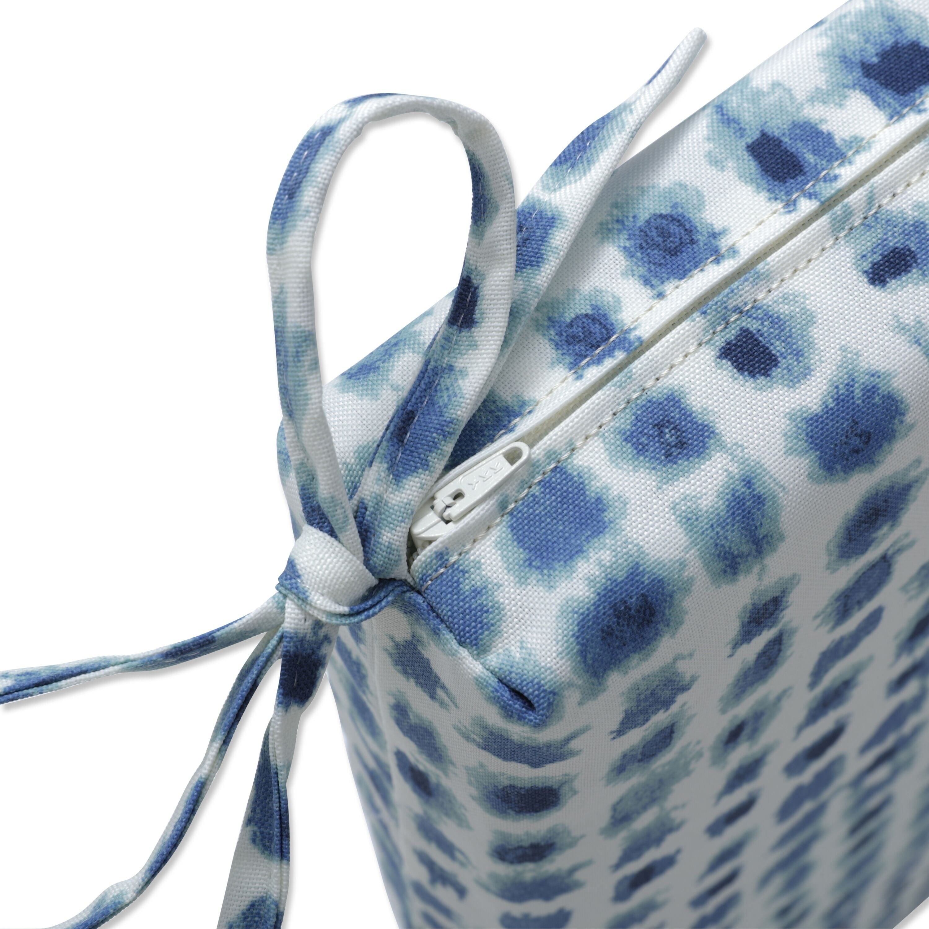 Pillow Perfect Outdoor | Indoor Alauda Porcelain Seat Cushion 18.5 ...