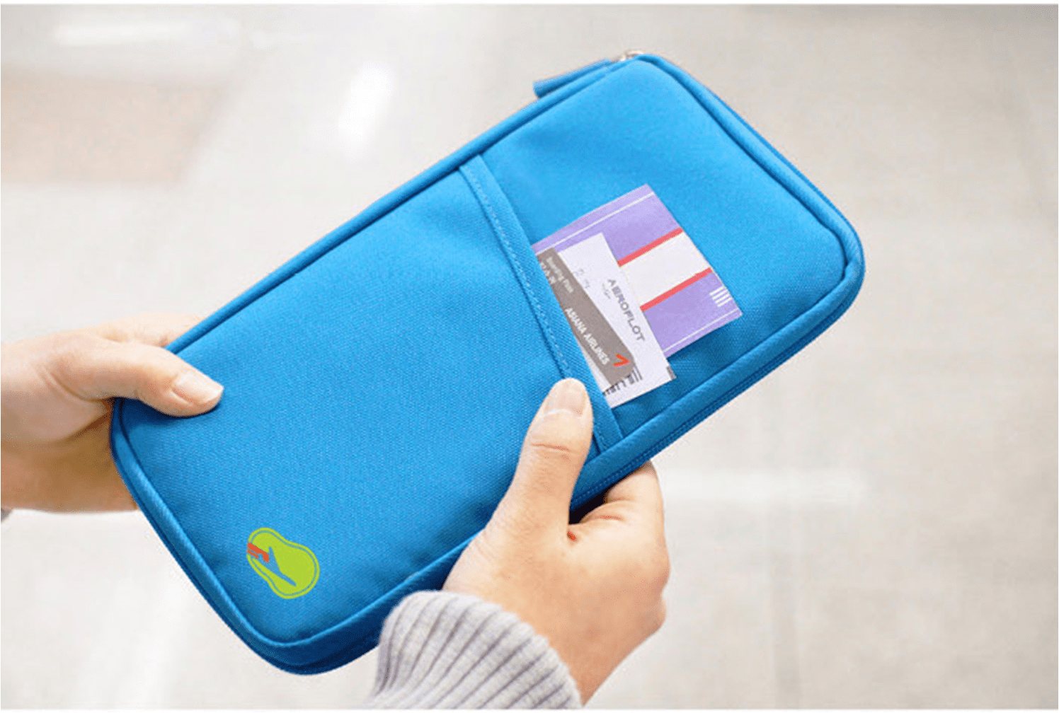 Portable Wallet ID Credit Card Passport Holder Cash Organizer Travel Bag 