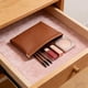 thumbnail image 5 of Neceser con cierre de presión | Bolsa de cosméticos con cierre automático sin cremallera | Organizador de viaje impermeable para mujer, 5 of 6