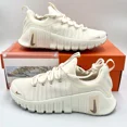 thumbnail image 1 of NIKE Women's Free Metcon 6 FJ7126-100 Pale Ivory Guava Ice Sail US5-13, 1 of 6