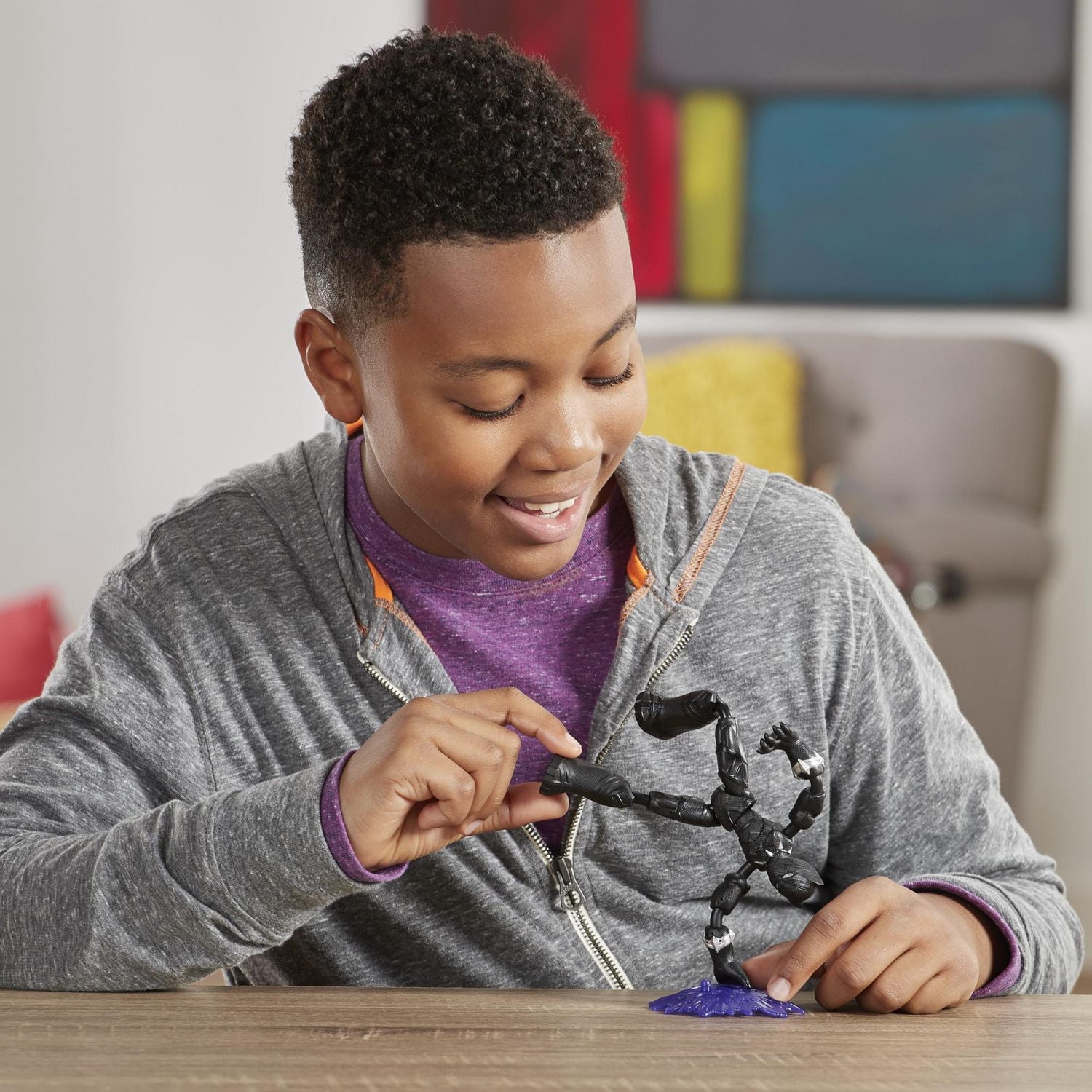 Marvel Avengers Bend and Flex  - Figurine articulée Black Panther de 15 cm flexible, incluant accessoire, pour enfants à partir de 6 ans