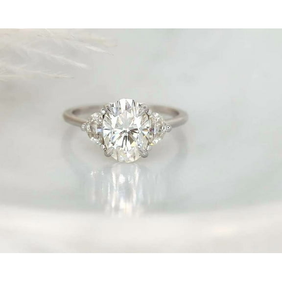 vylahjewellery Oval Cut Moissanite Engagement Ring with Side Stones – 3 Stone Plated White Gold Solitaire Ring – Sparkling Wedding or Proposal Ring for Women
