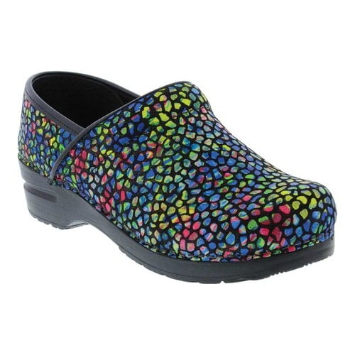 sanita clogs clearance