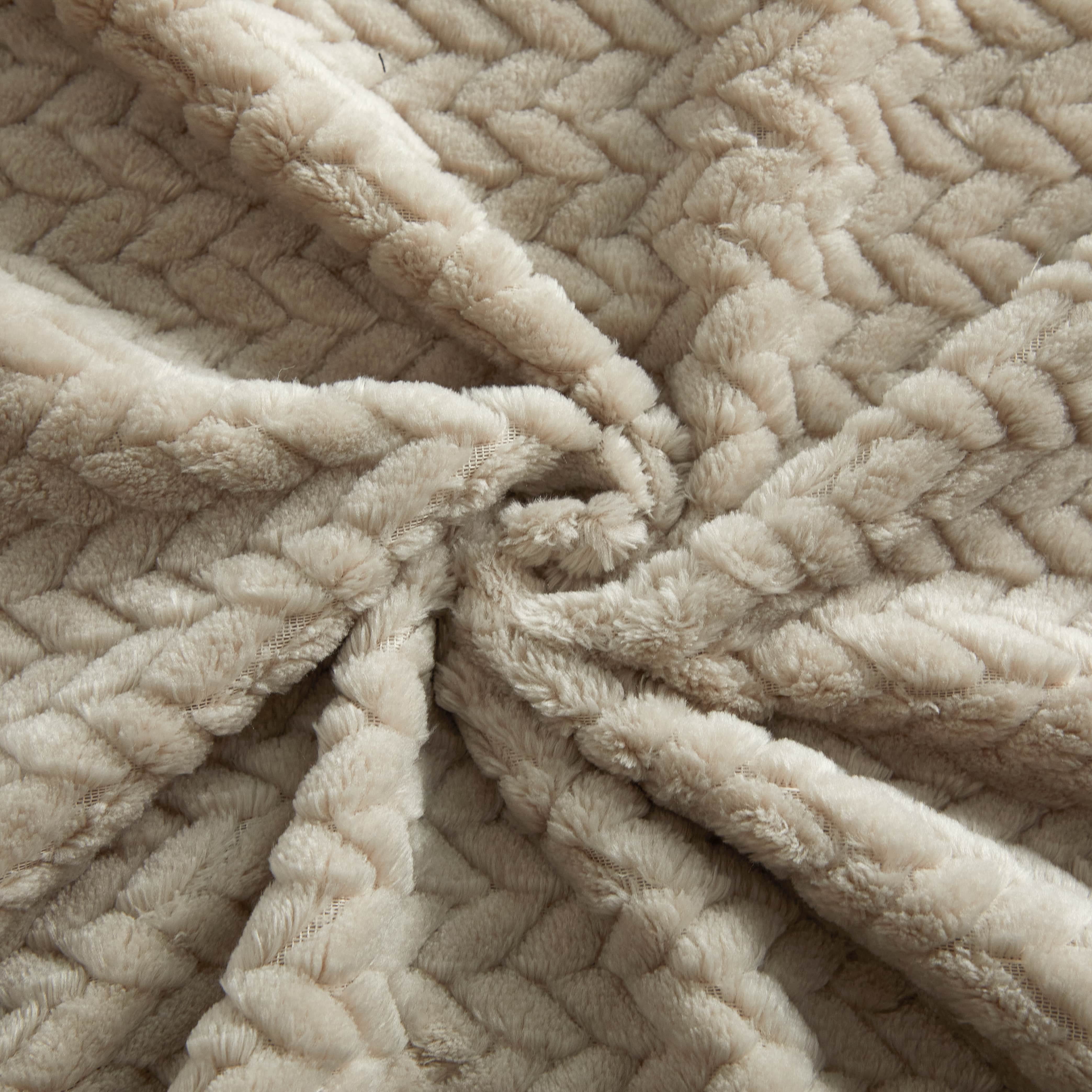 Mainstays Plush Textured Blanket, Grey Stone, Twin 66" x 90", All Ages