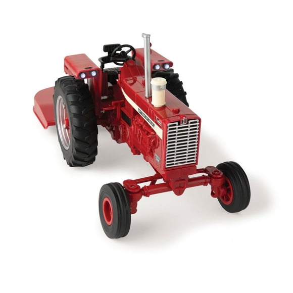 1:16 Farmall 1256 Tractor and Mower with Figures