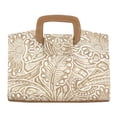 thumbnail image 3 of Bolso Para Dama Hueso Piel Grabado Flor Camel Piel Isis Nueva Imagen, 3 of 5