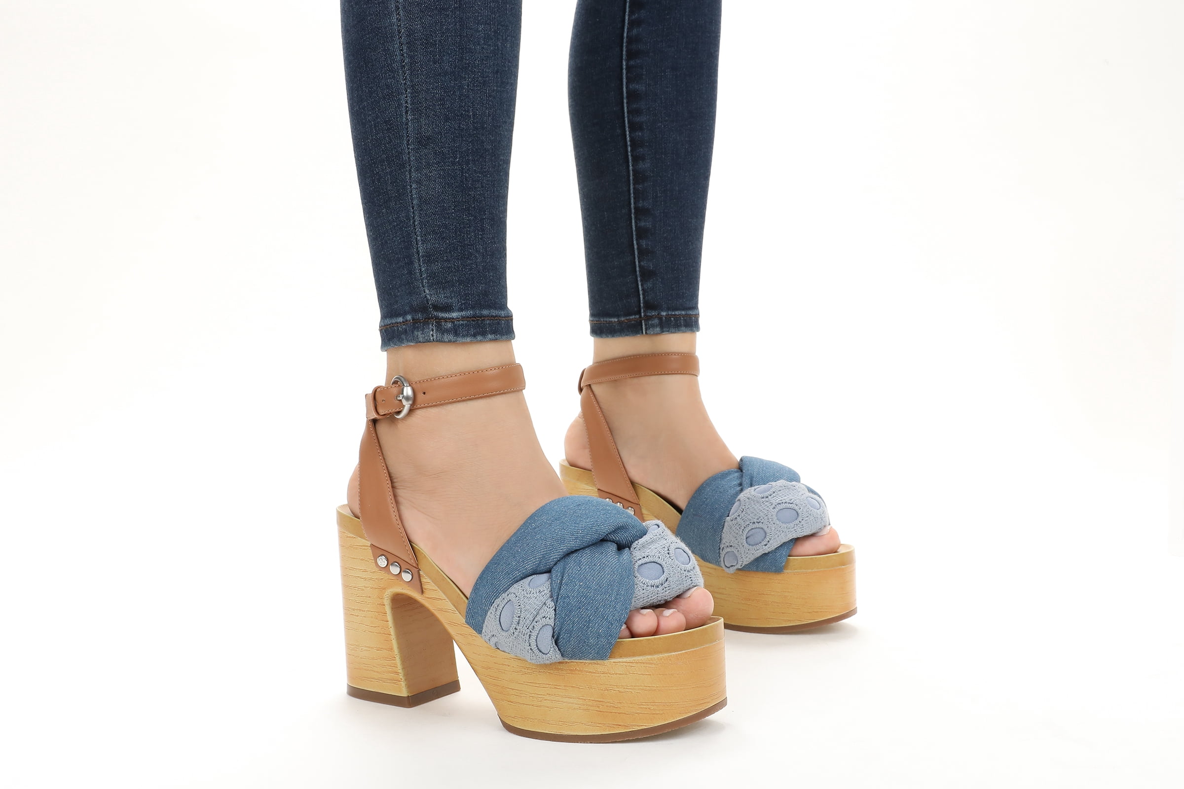 Sam & Libby Women's Cassandra Puffy Platform Sandal