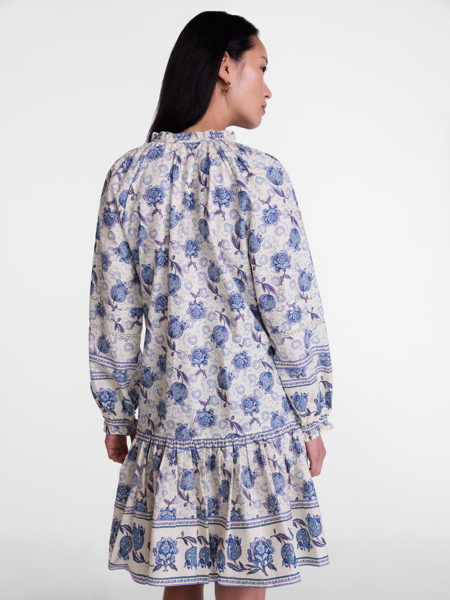 Scenario Women's and Women's Plus Tiered Hem Dress with Long Sleeves, Sizes XS-4X
