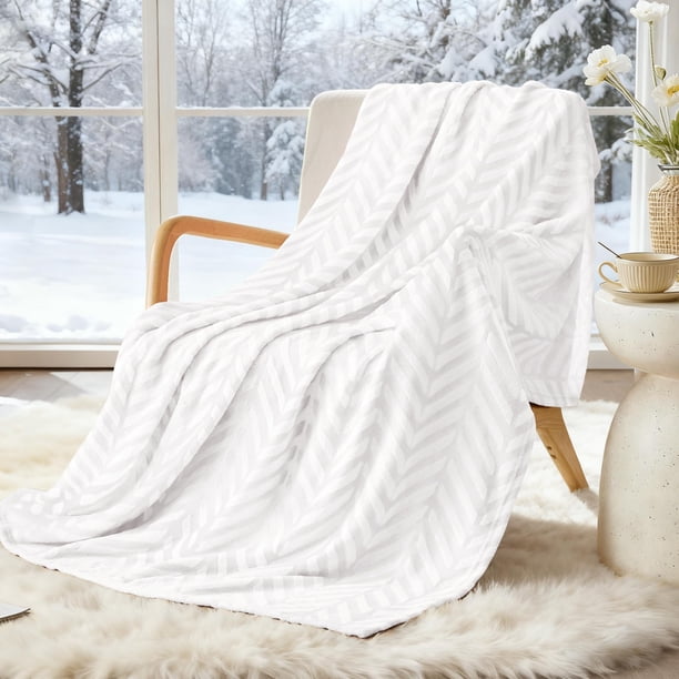 Manta Suave Chevron Whale Flotilla 127x152 cm