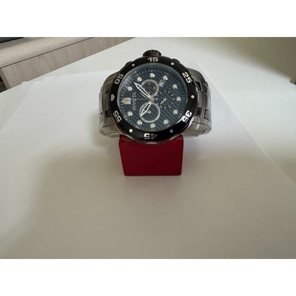 Men's Invicta Pro Diver Model 14339  Chronograph watch 49mm