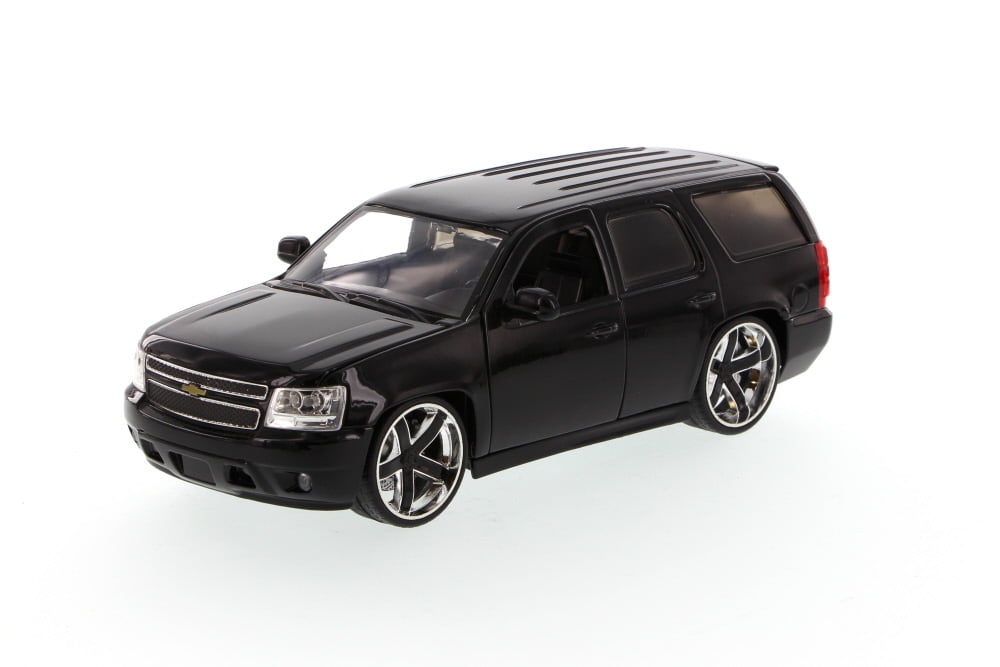 chevy tahoe toy model