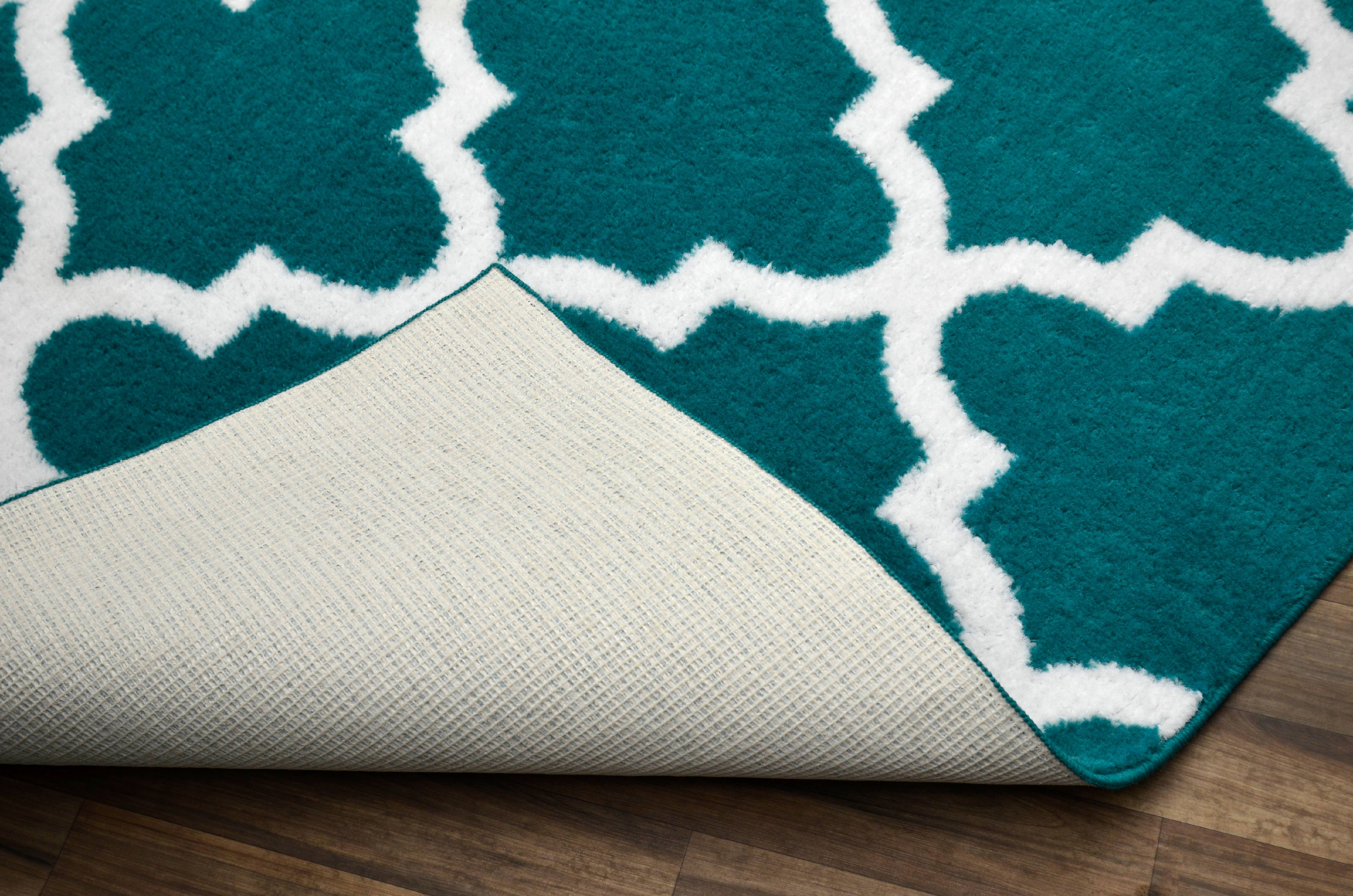 Mainstays Quatrefoil Polypropylene Teal/White Indoor Area Rug, 45" x 66"