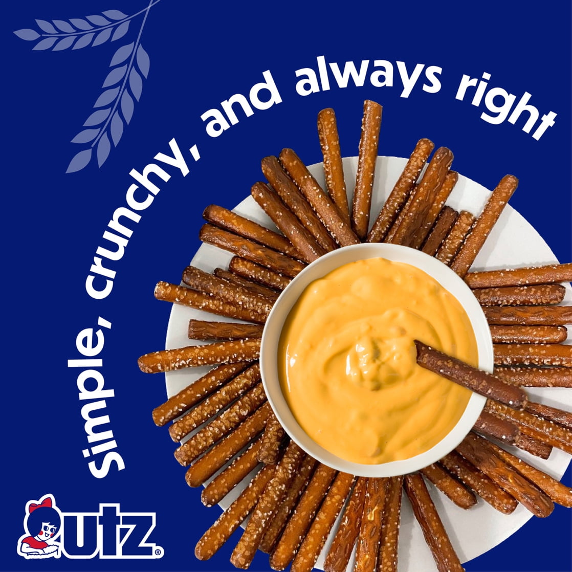 Utz Pretzel Rods, Old Fashioned, 25 oz Barrel