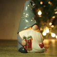 thumbnail image 2 of Decoración de pared de gnomo de resina, encantadora para muñecas, adornos para árbol de Navidad, esculturas de pared, 2 of 5