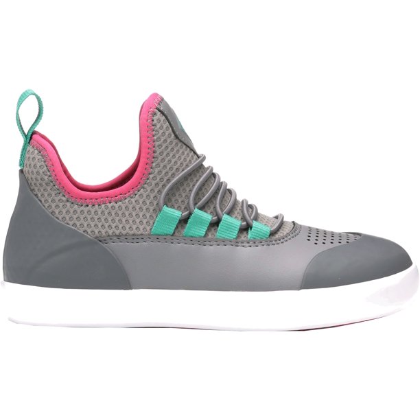 nova sneaker boot bungee waterproof