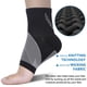 thumbnail image 4 of Tobillera de compresión (4 pares) para aliviar el dolor de neuropatía, tendinitis aquílea y fascitis plantar. Tobillera sin dedos para mujer y hombre (negro, M), 4 of 8