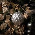 thumbnail image 2 of Vickerman Ornements Ronds Pine Cone 6 Pouces en Gris Calcaire Mat (Ensemble de 4), 2 of 3